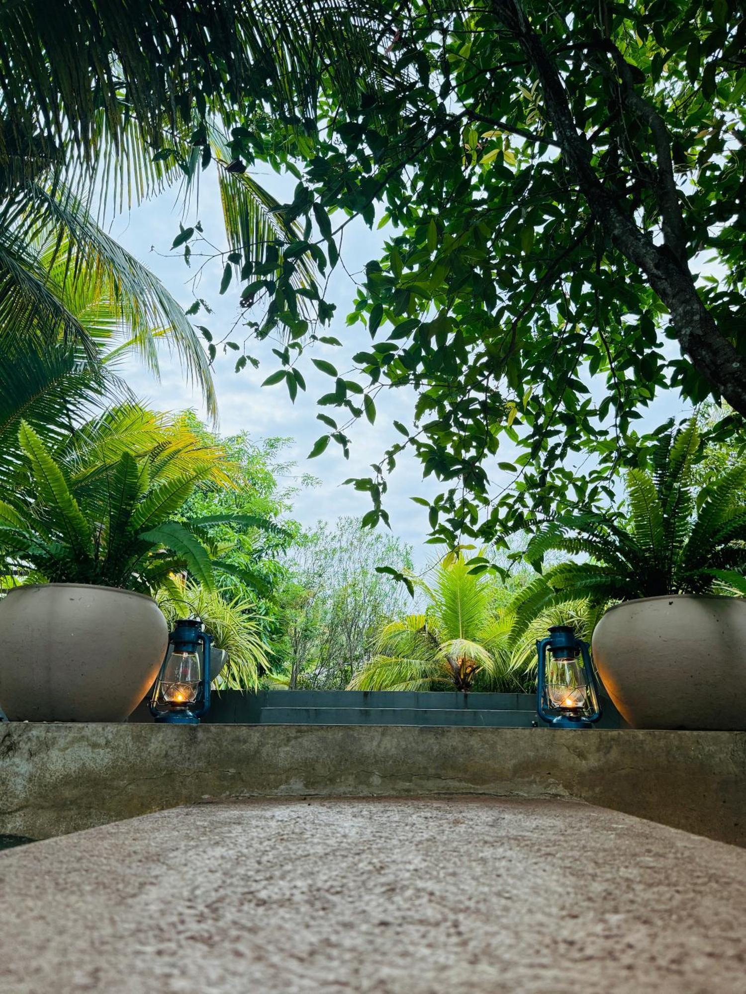 Richards Cabanas Tissamaharama Exterior foto