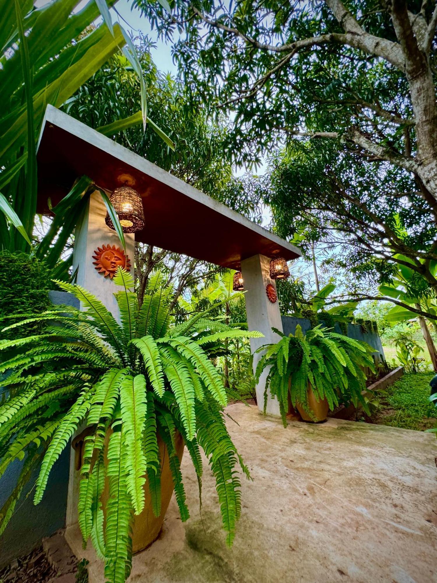 Richards Cabanas Tissamaharama Exterior foto